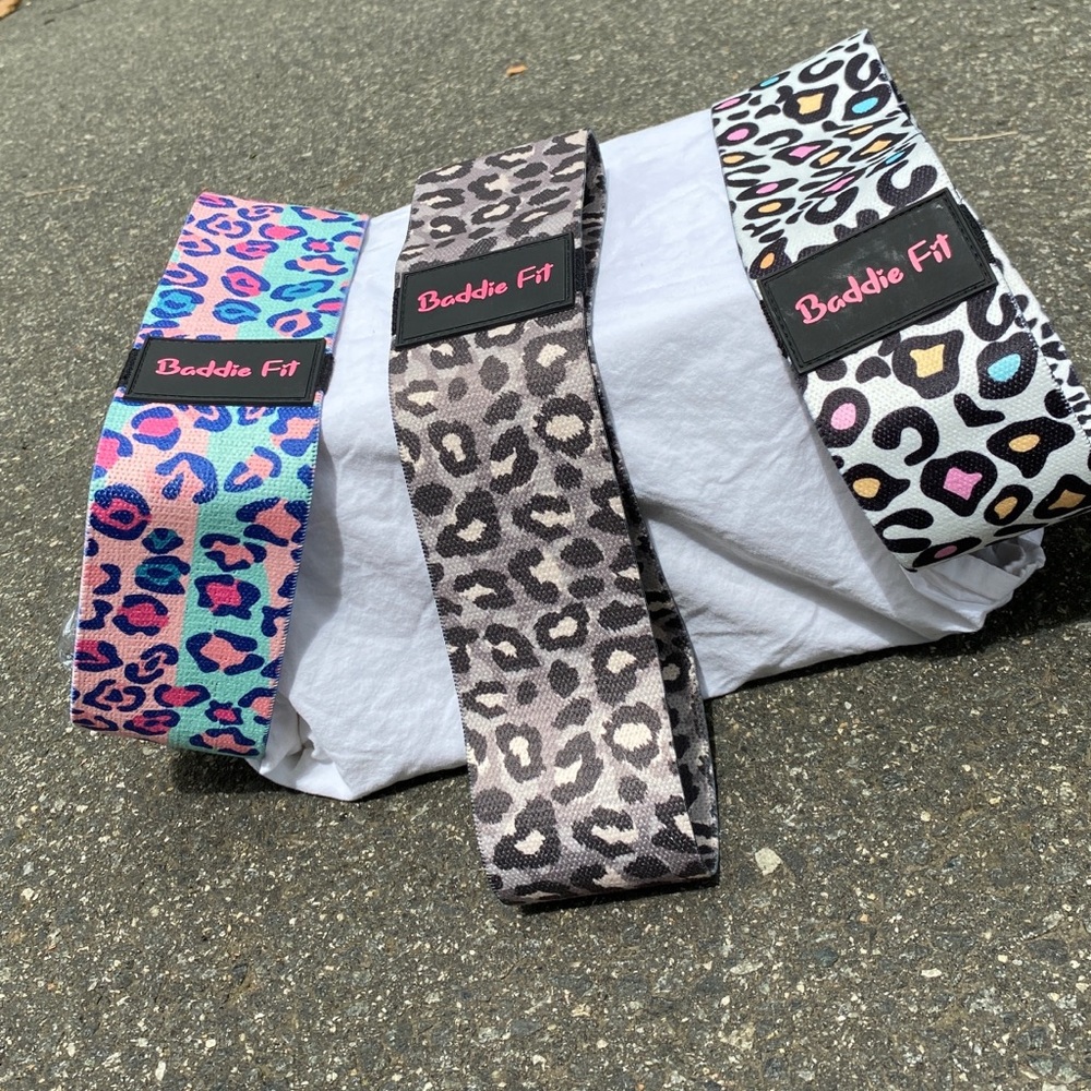 BADDIE FIT BOOTY BANDS